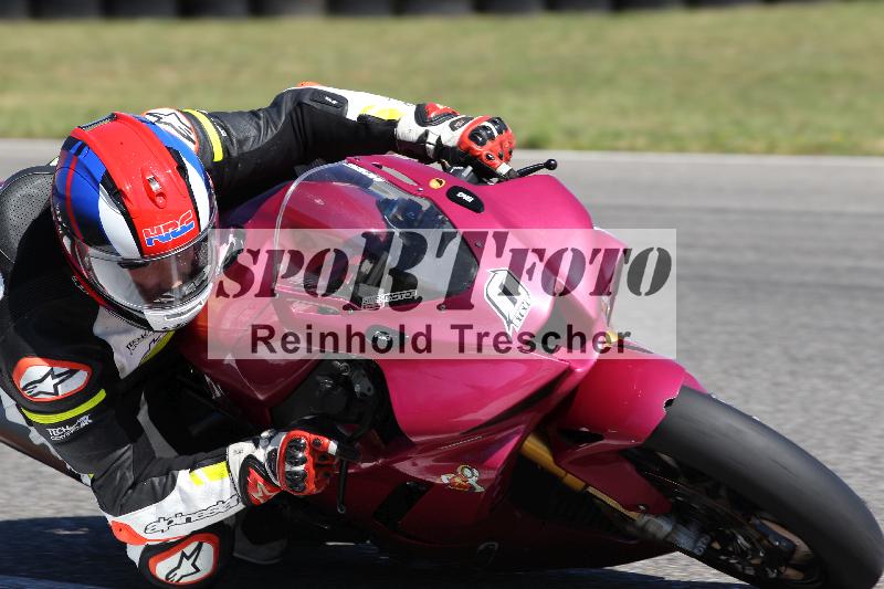 Archiv-2025/48 25.08.2025 Cornu Master School ADR/rot-rouge/0